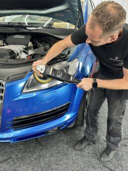 South Coast Wrapping Audi Q7 Headlight Restoration and PPF