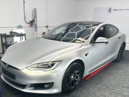 3M Satin White Aluminium Tesla 75D Full Colour Change