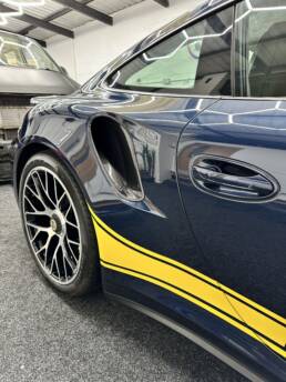 South Coast Wrapping Porsche 911 Turbo Stripes and Carbon