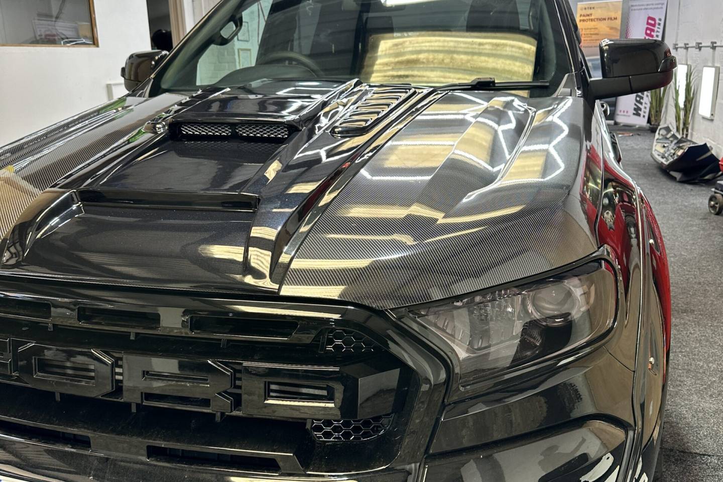 Ford Ranger carbon-effect paint protection film