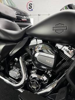 Matte black Harley-Davidson fuel tank and chrome engine